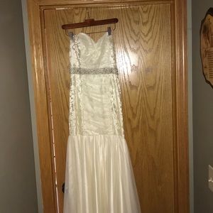 Roberta bridal wedding dress